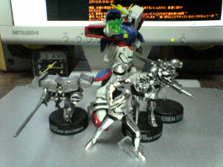 これだけになっちゃった...前は山のようにあったのだが ^^;