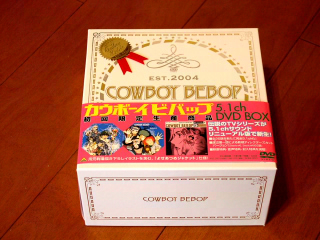 DVD-BOXの...というよりはクリスマスケーキの箱(笑)