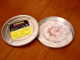 まずいきなりフィルム缶って ^^;